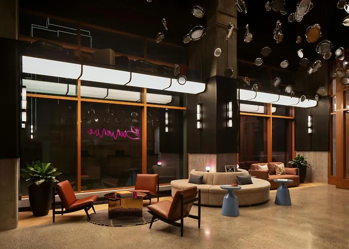 Moxy Montreal Downtown